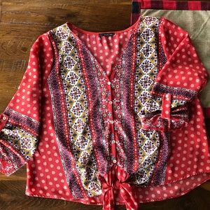 Worn only one time. Women’s petite Lg Blouse
